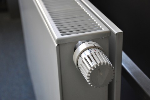 Heizkörper mit Thermostat Heizkörper mit Thermostat